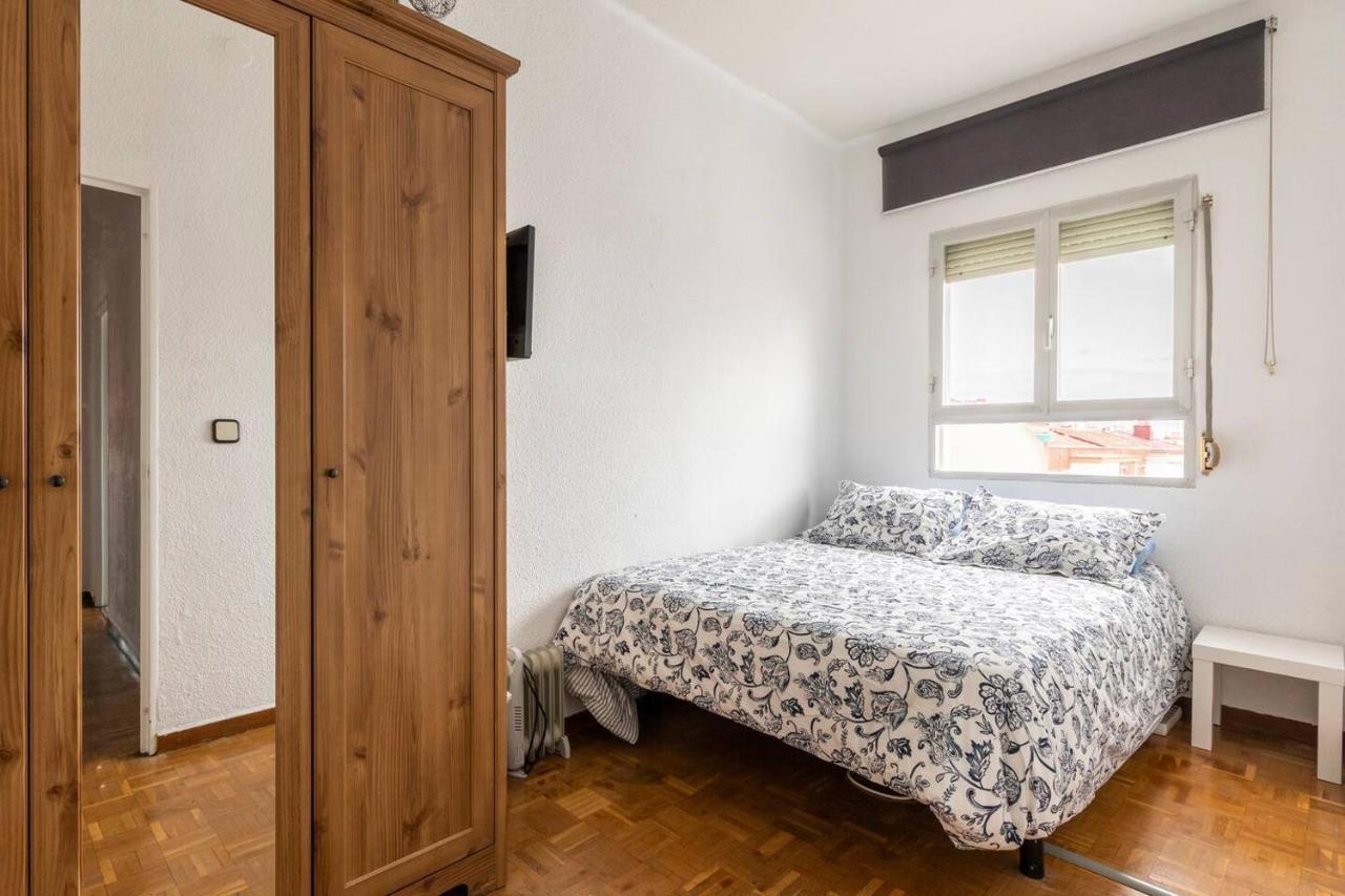 Linda Estancia Entre El Centro Y El Aeropuerto Apartment Madrid Bagian luar foto